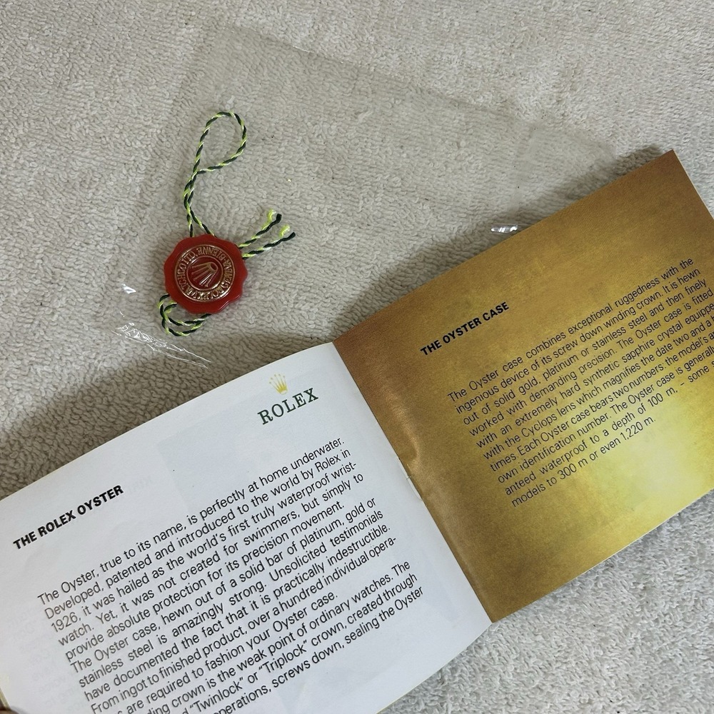 Vintage Rolex Collectible 1994 "Your Rolex Oyster Booklet" With Tag ENG - Picture 4 of 5
